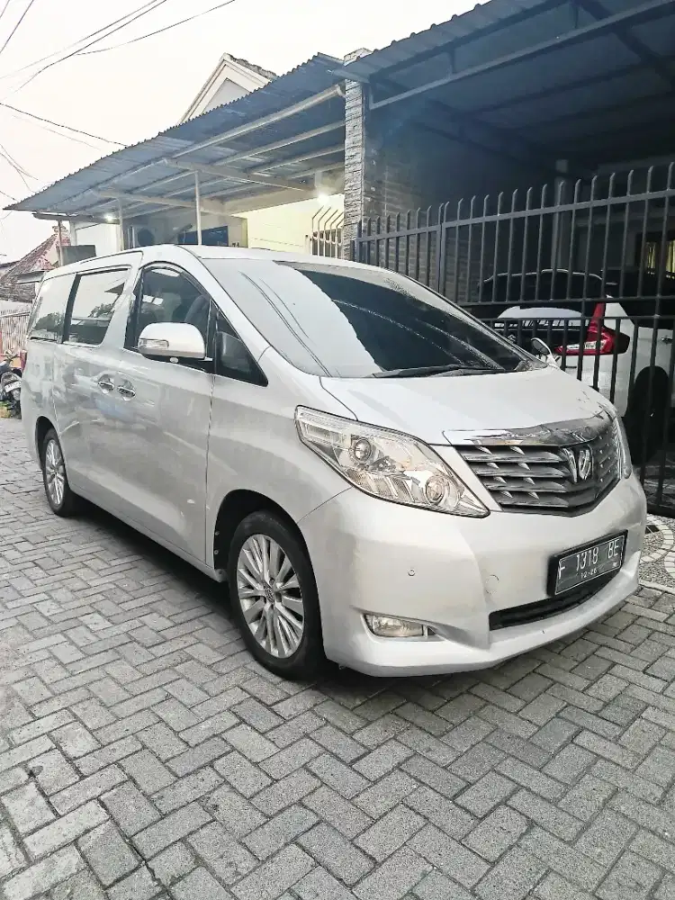 Alphard Pilot Seat 2010