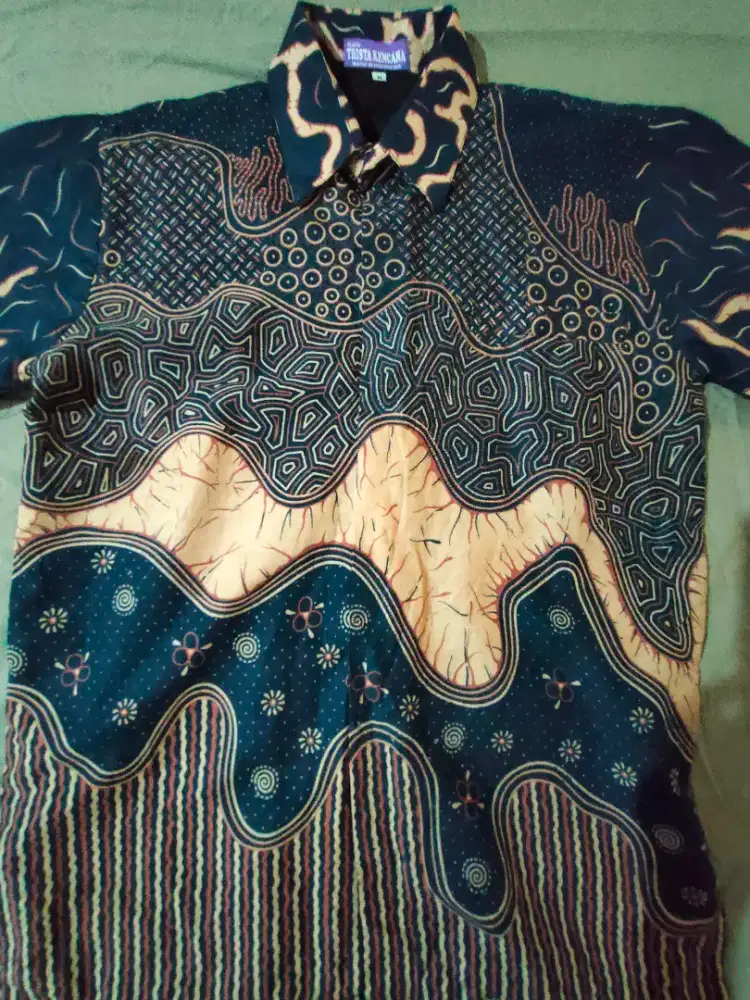Kemeja batik pria
