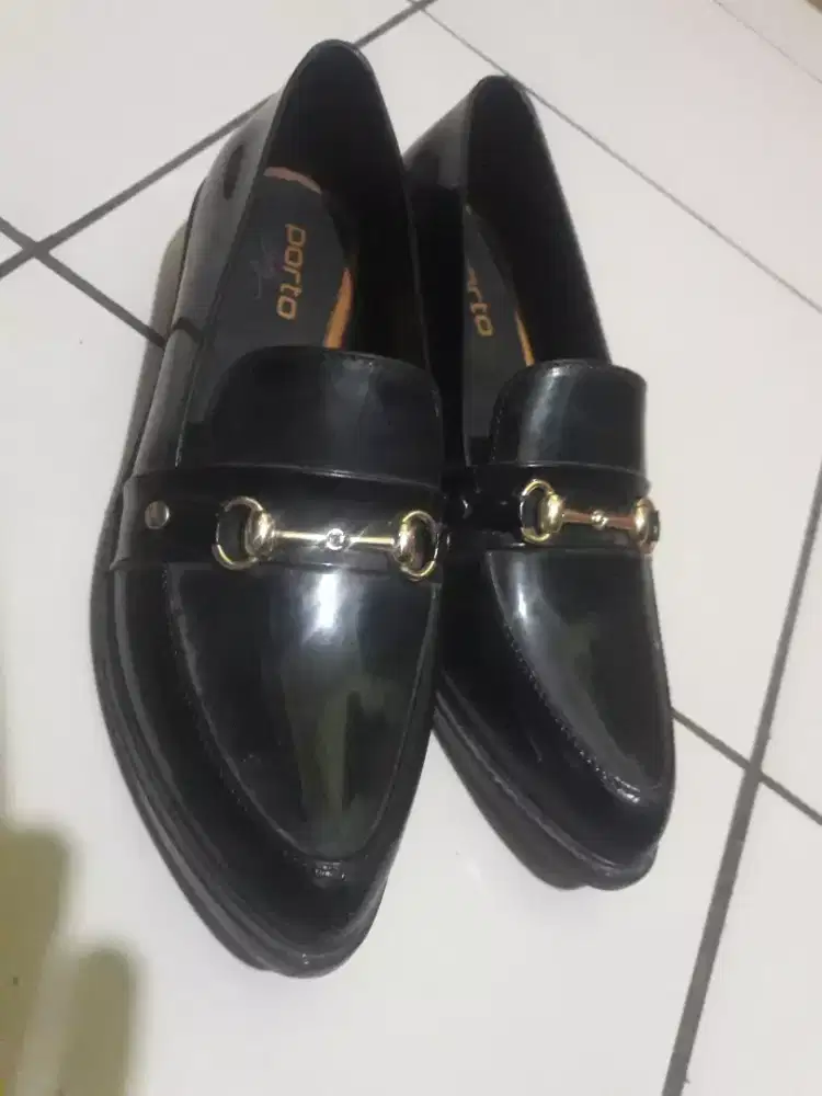 Pantofel wanita pantofel wanita