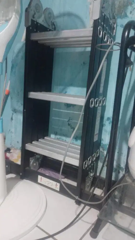 tangga lipat aliminium krisbow