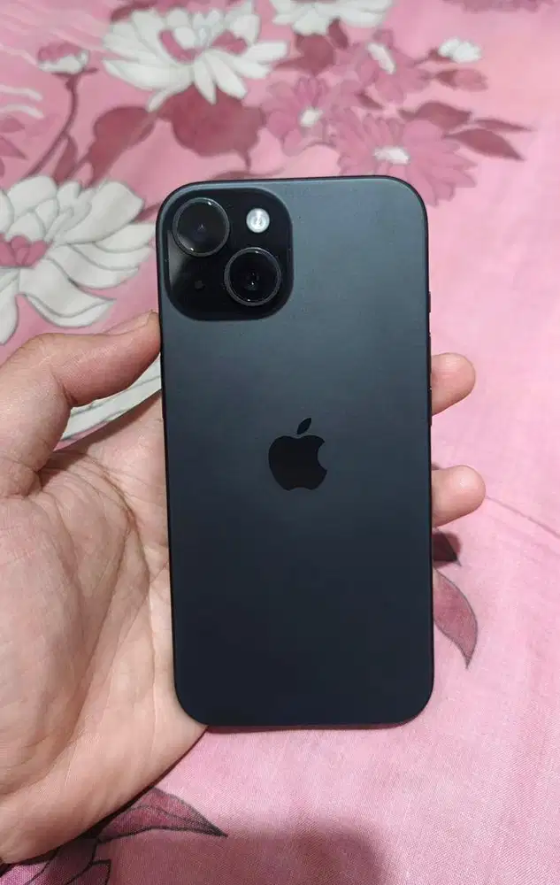 Dijual Iphone 15 128GB Black iBox