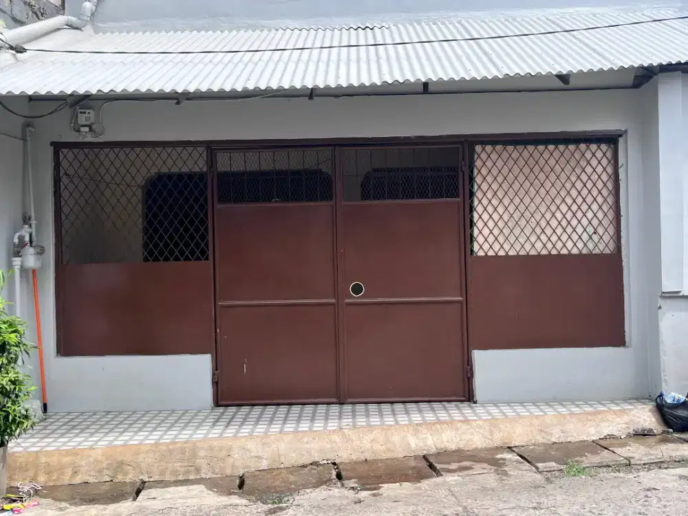 DISEWAKAN Toko Strategis Ukuran 4x5m – Siap Pakai!
