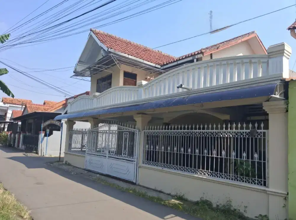 Jual Rumah 2 lantai Palm Asri 2, Pedagangan, Slawi