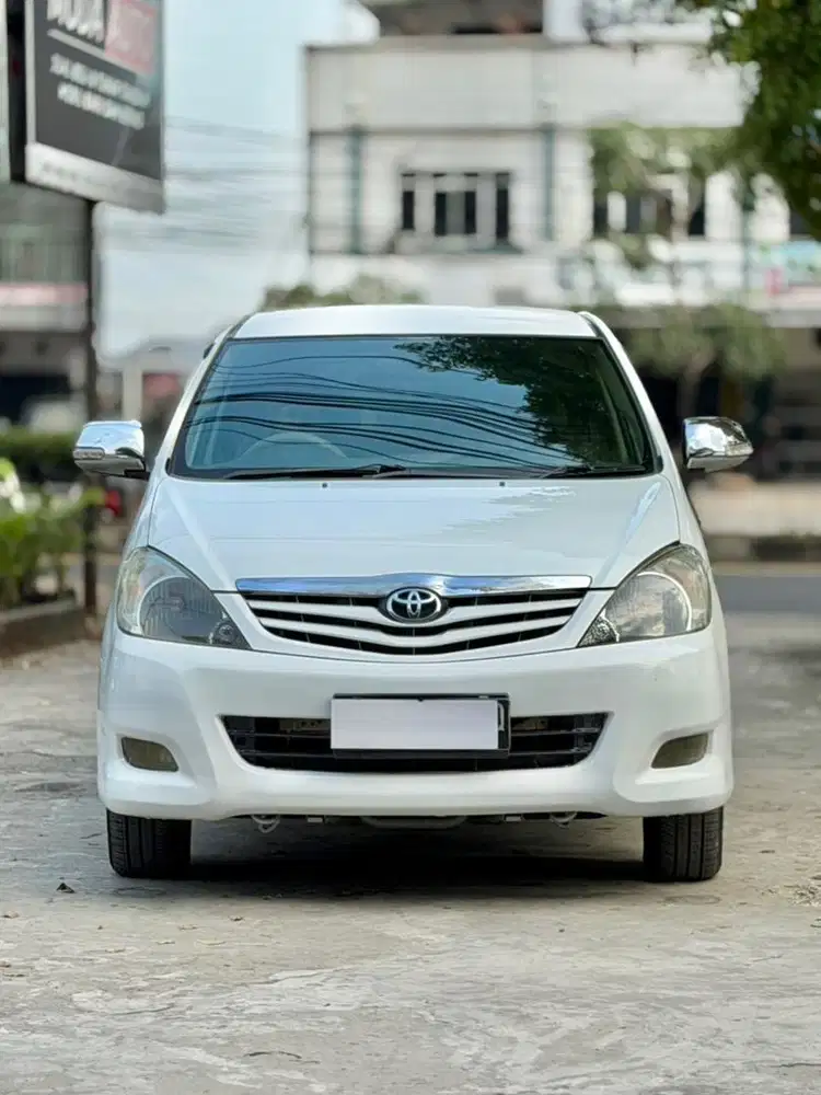 [KM 100rb ANTIK] Toyota Innova G Diesel Manual 2011 2012 solar