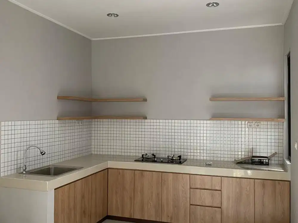 Rumah Semi Furnish 2 Lantai Dekat Akses Tol di Cluster Hazel Banjar Wijaya Cipondoh Tangerang