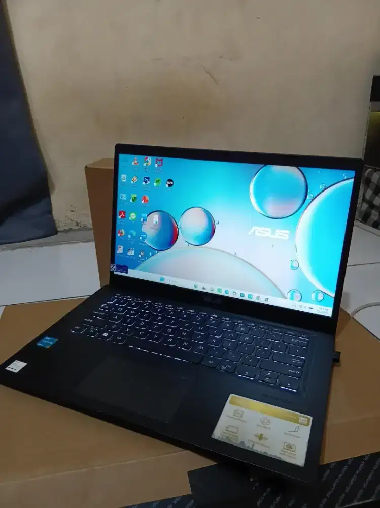 ASUS Vivobook Go 14 E1404FA