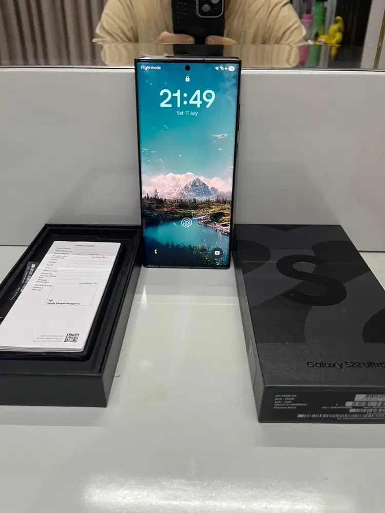 Samsung S22 Ultra 12/256 black