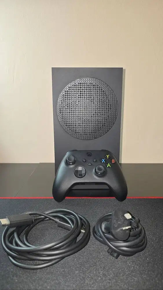 Xbox Series S 1TB Carbon Black - LIKE NEW, Stick Mulus 100% (Tanpa Dus
