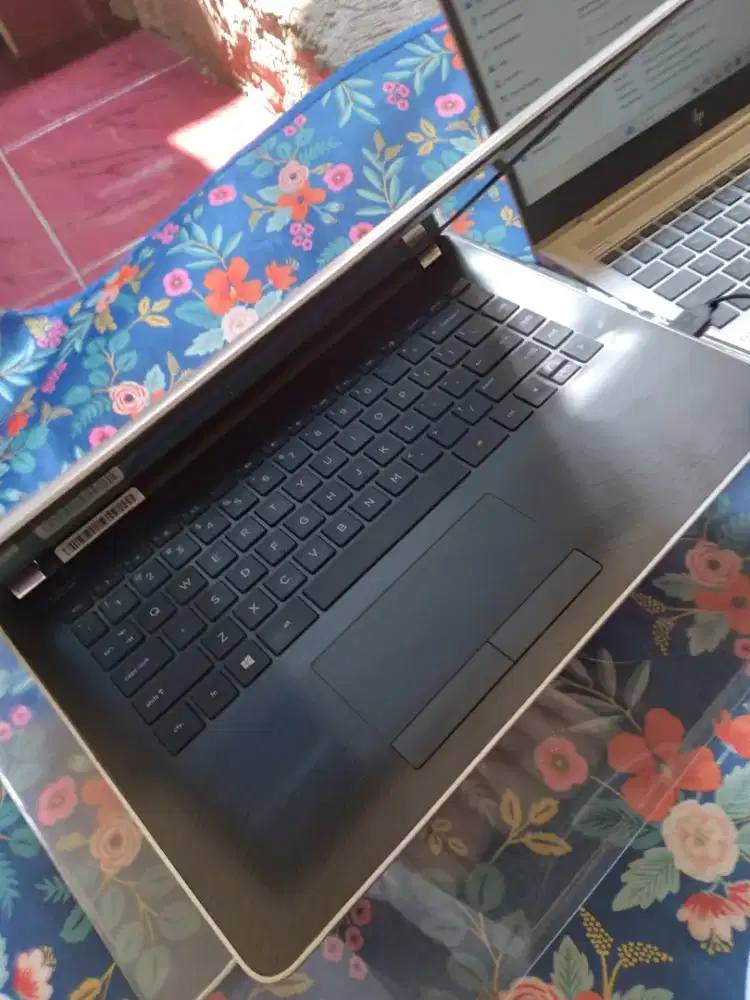 Notebook Hp 14-bs128TX