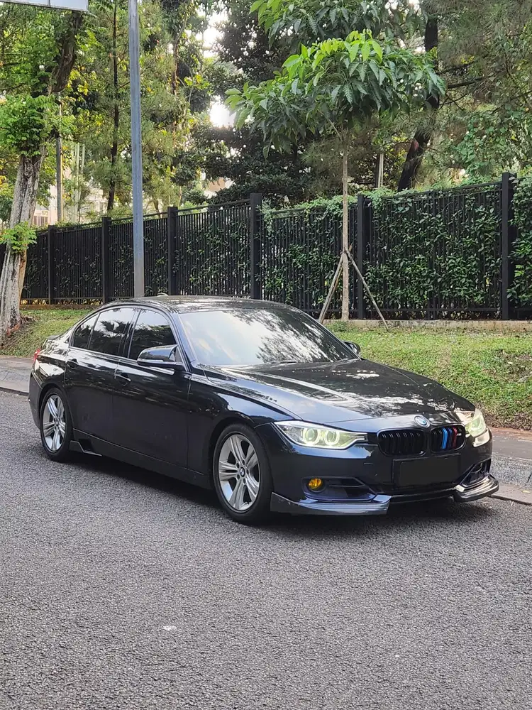 [Km 65RB] BMW 320i M-Sport Nik 2014 F30 Reg 2015 mdl 2013