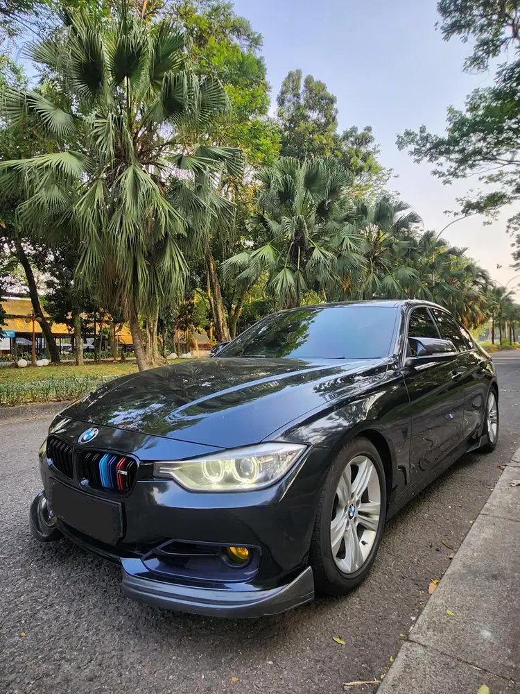 [Km 65RB] BMW 320i M-Sport Nik 2014 F30 Reg 2015 mdl 2013