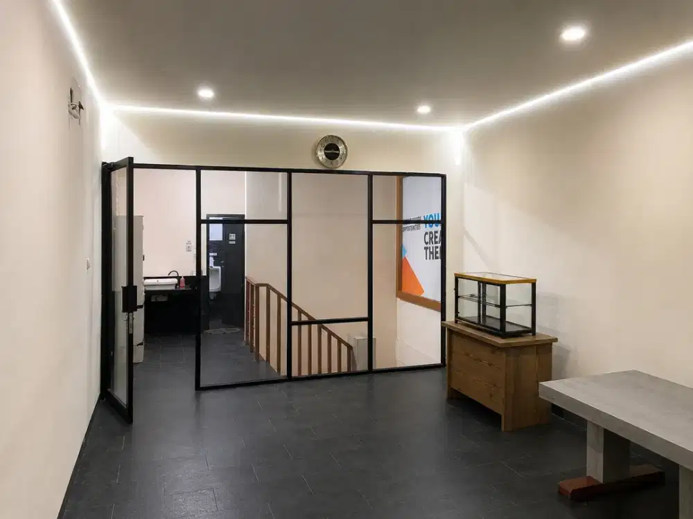 Disewa Ruko Boulevard Raya, Kelapa Gading, Lantai 2 saja