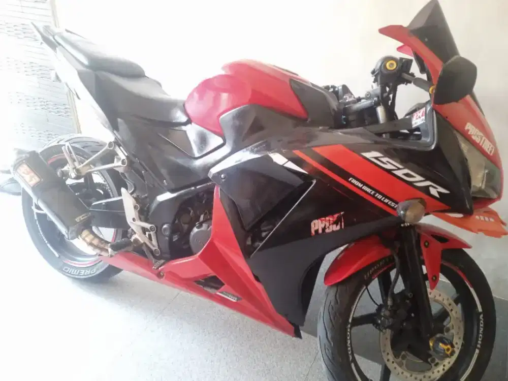 JUAL CBR 150R TAHUN 2014
