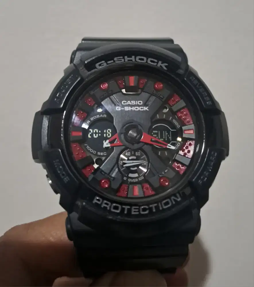 Casio G-Shock GA-200SH