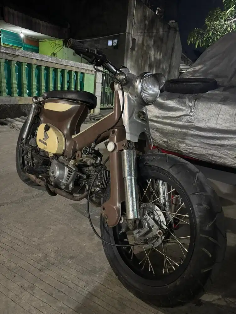 Honda C70 mini Street Cub