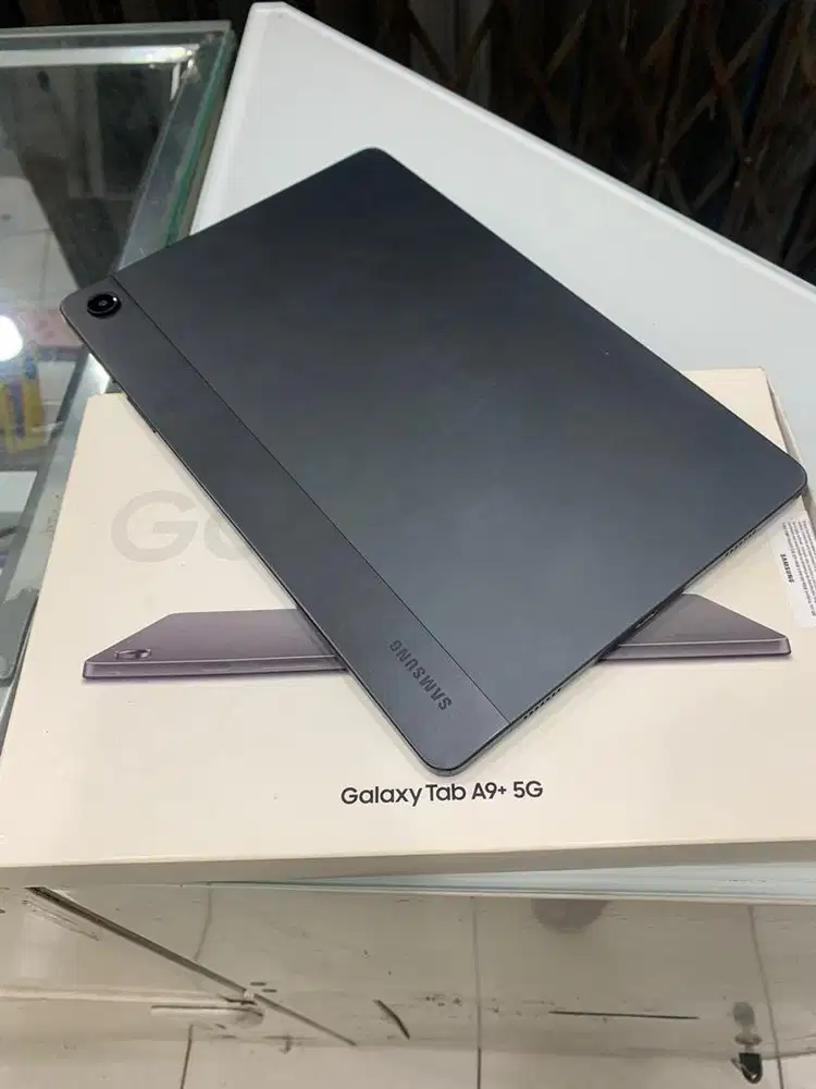 Samsung Tab A9+ 5G 8/128 fulset bisa kartu