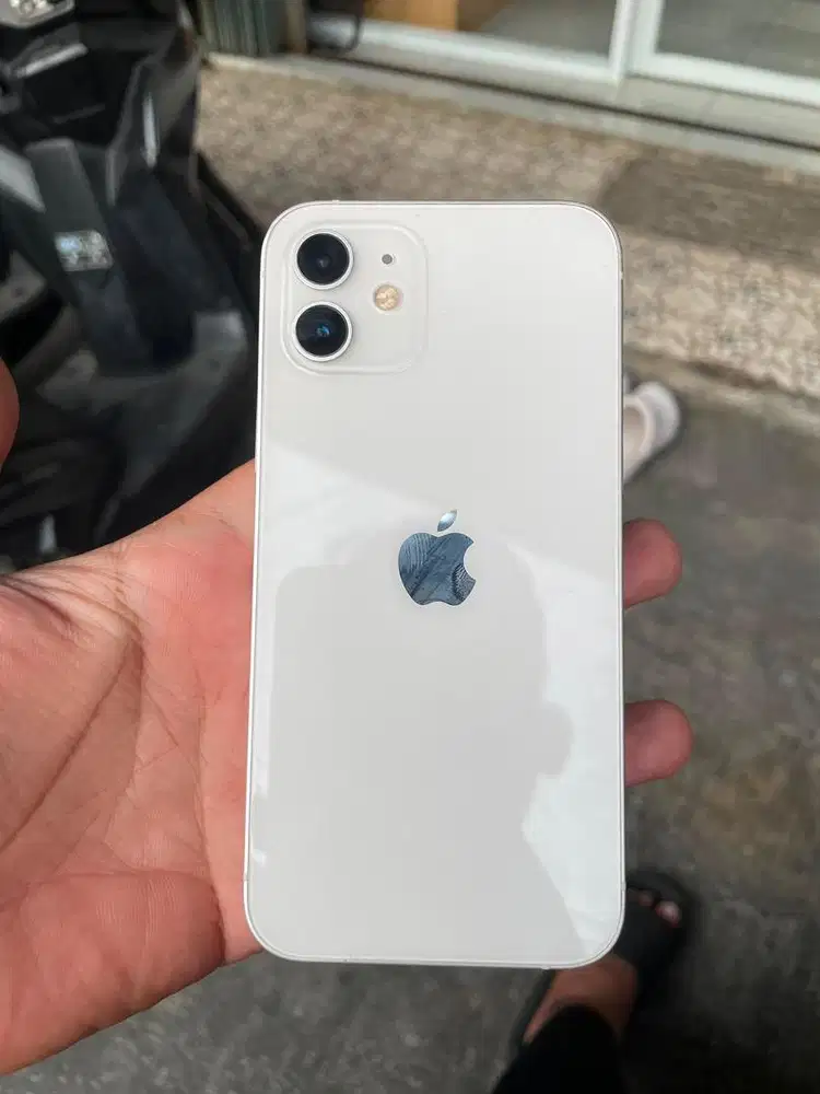 iPhone 12 128Gb ex iBox
