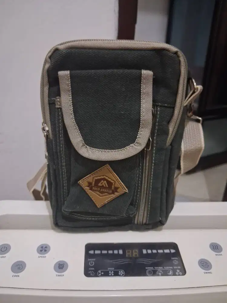 Tas Selempang Hp