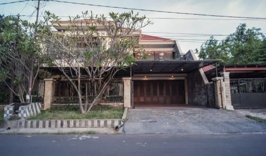 MURAH! DIJUAL RUMAH MEWAH MARGOREJO INDAH SIAP HUNI BAGUS SEMI FURNISH
