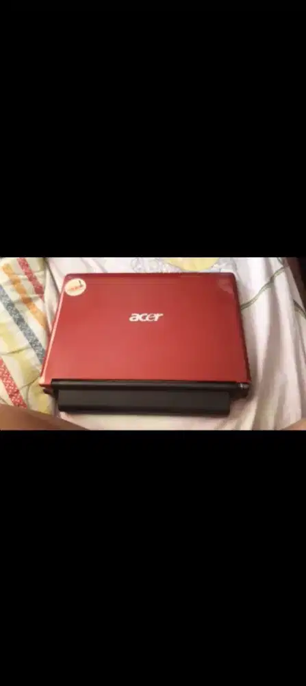 Dijual Acer Aspire One ZG8 kondisi apa adanya.