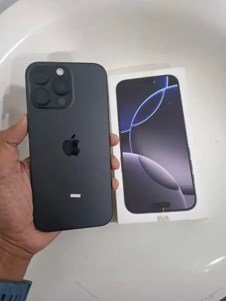 iPhone 16 promax 256gb iBox black titanium like new