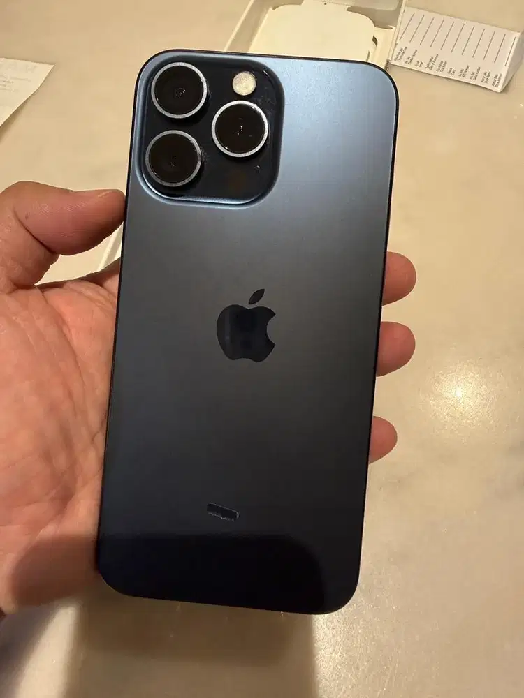 iPhone 15 Pro Max 256GB Blue Titanium – Ex Digimap Indonesia