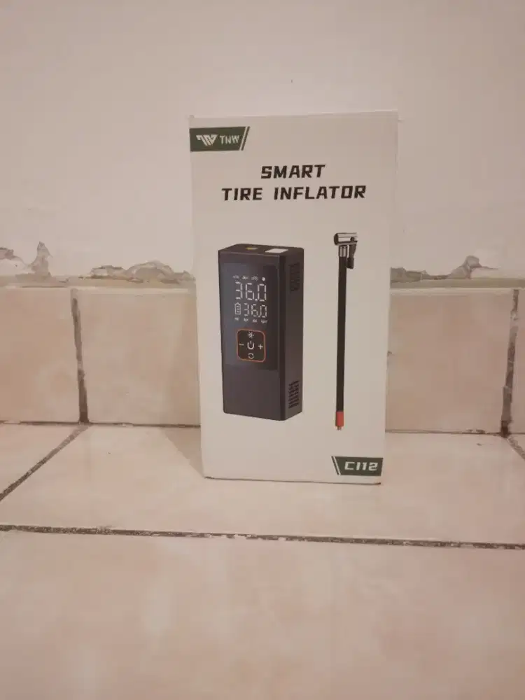 BNIB TNW Ci12 TIRE INFLATOR