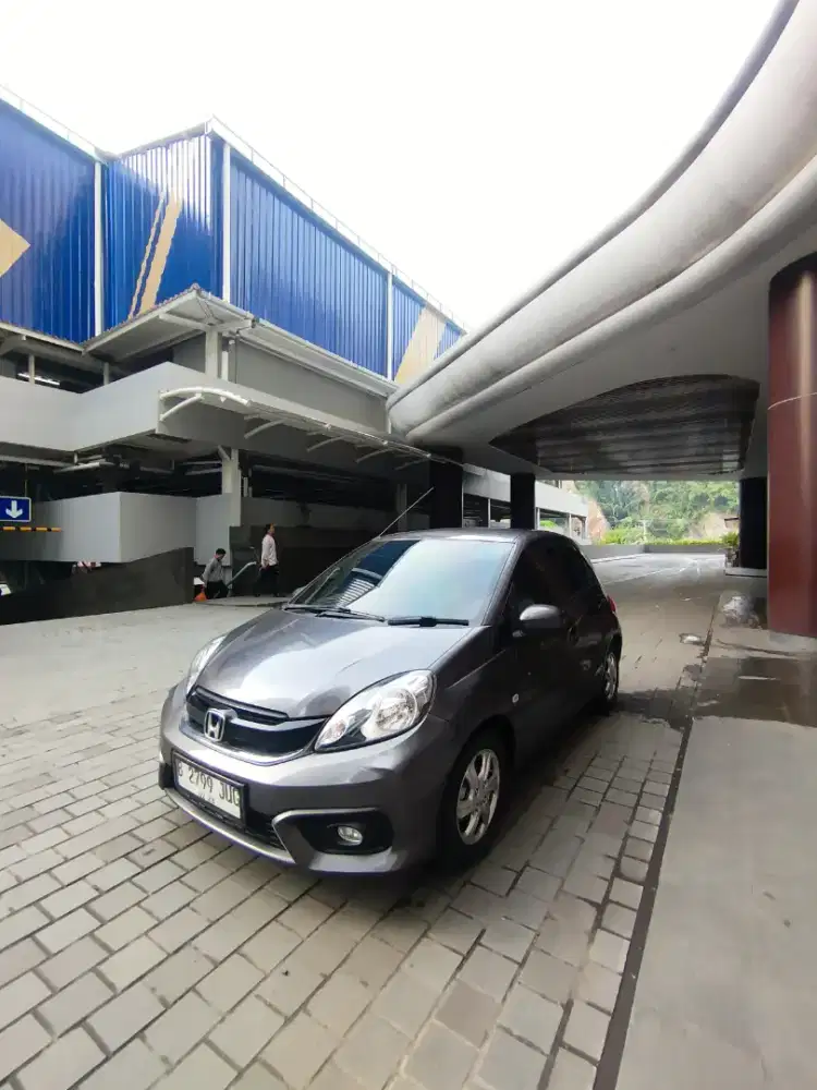 Honda Brio E CVT Matic metik at 2018