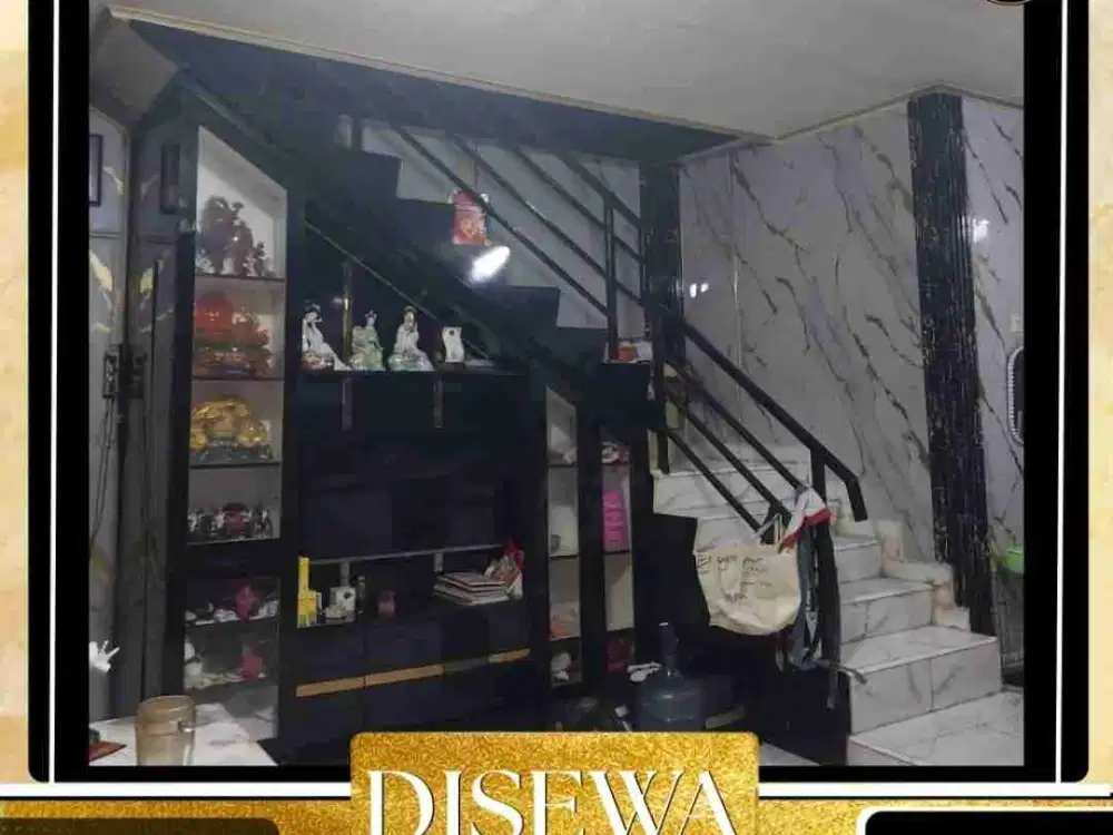 DISEWA RUMAH 2 LANTAI DI JELAMBAR WIJAYA KUSUMA JAKARTA BARAT
