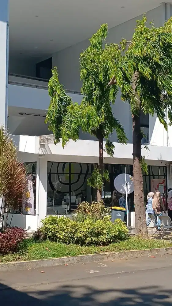 Mencari Kerja Sebagai Pembantu/Bagian Kebersihan