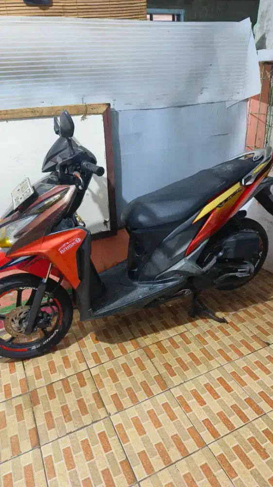 Vario 125 up 180