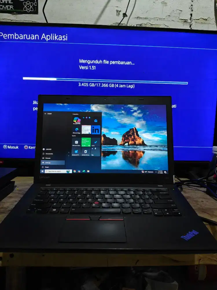 Lenovo thinkpad i5 gen  6300U RAM 8GB STORAGE 256GB