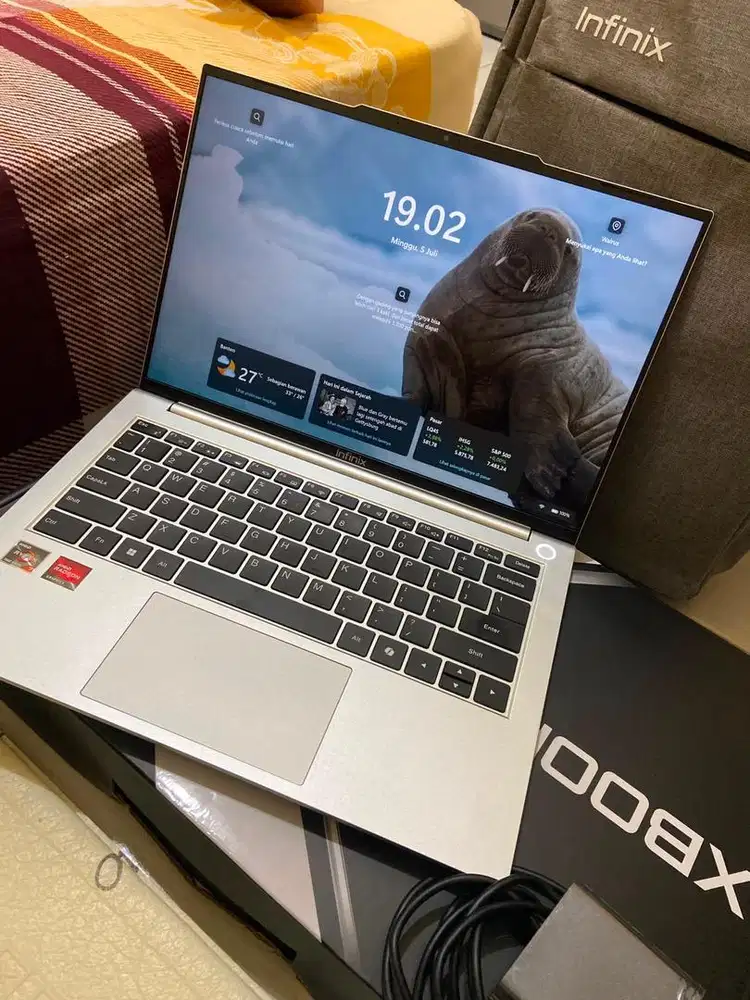 Laptop Infinix Xbook B14 Ryzen 7 7735HS 8GB 512GB (LIKE NEW)