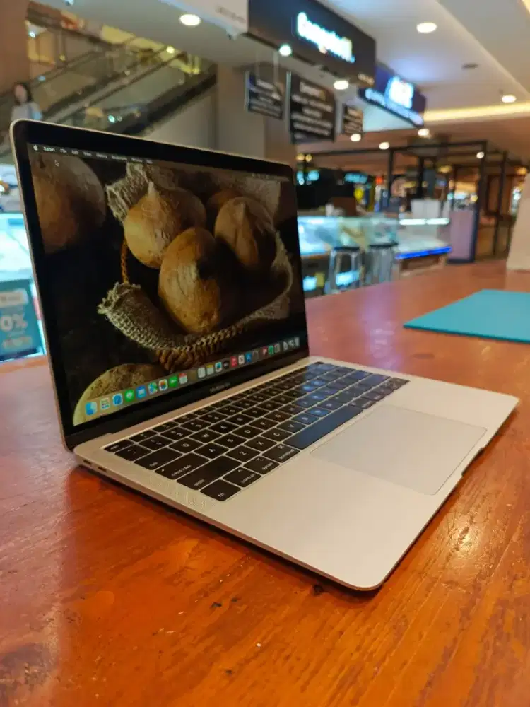 Macbook Air Retina 13 2019 - intel Core i5 - RAM 8GB