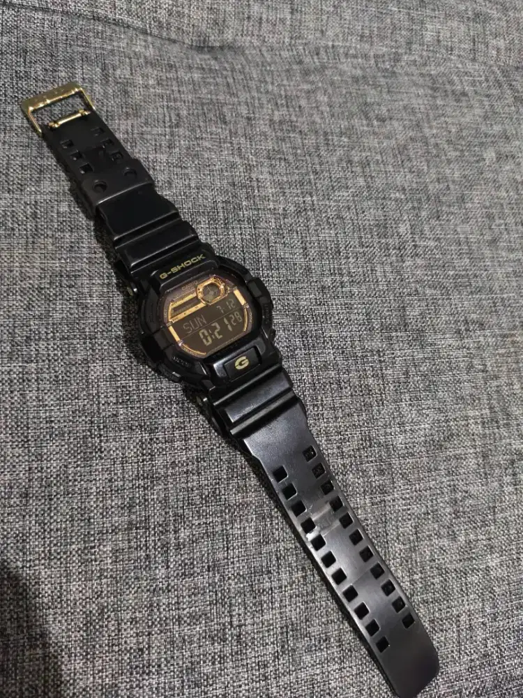 Gshock GD-350BR black gold
