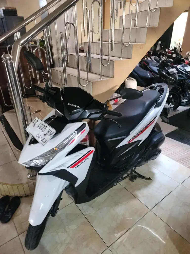 Vario 125 led putih 2018 Gbm bisa tunai kredit