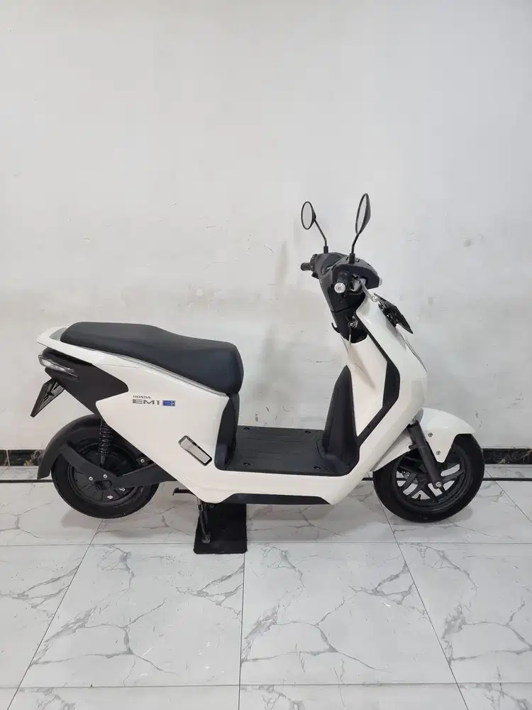 Honda EM1 E LED EV Bike 2025 Bln 5 Pajak 2027 Em 1 Electric