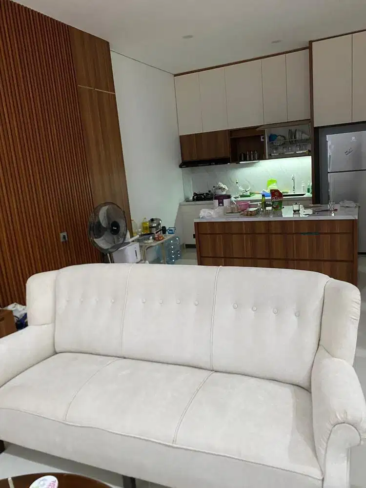 Service sofa bergaransi