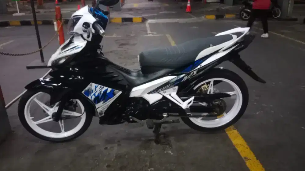 JUPITER MX 135 Putih-Biru Gress