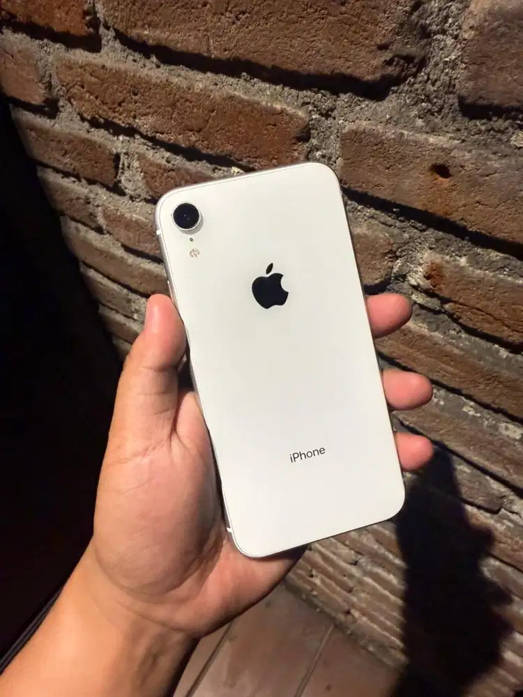 Iphone Xr 128GB ex inter imei permanen Hp dus kabel mines face id off