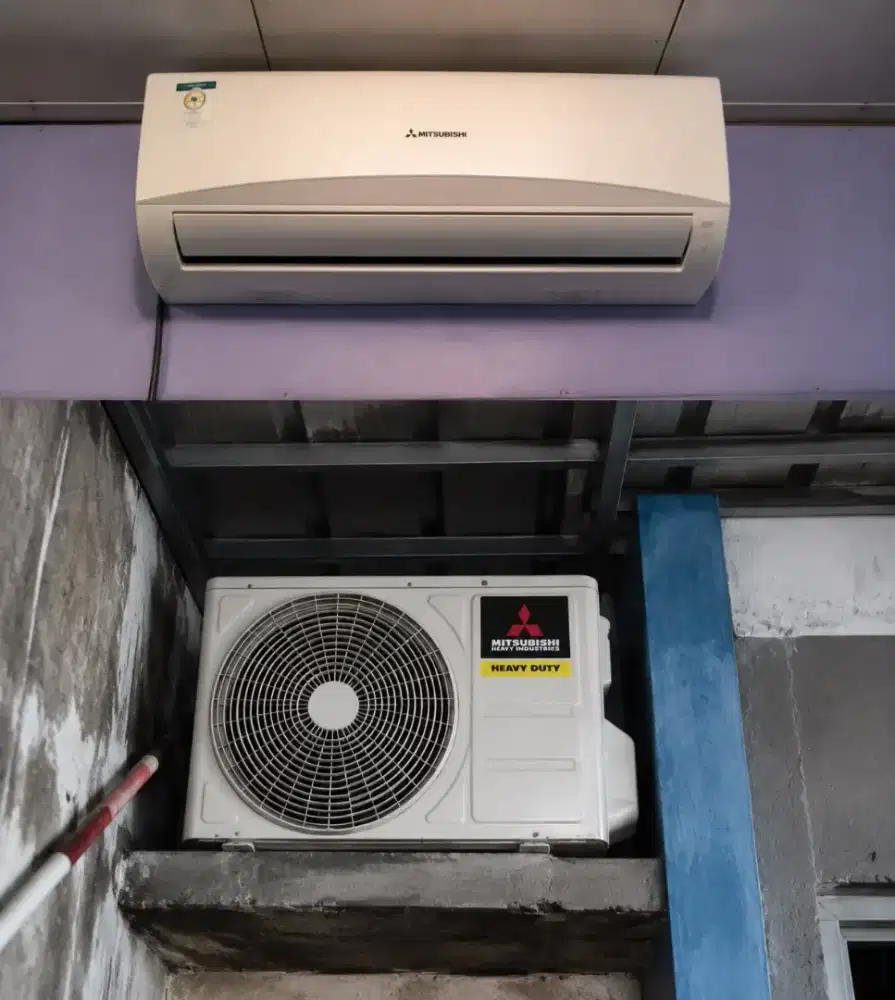 AC MITSUBIHSI 1/2 PK - 8 BULAN PAKAI