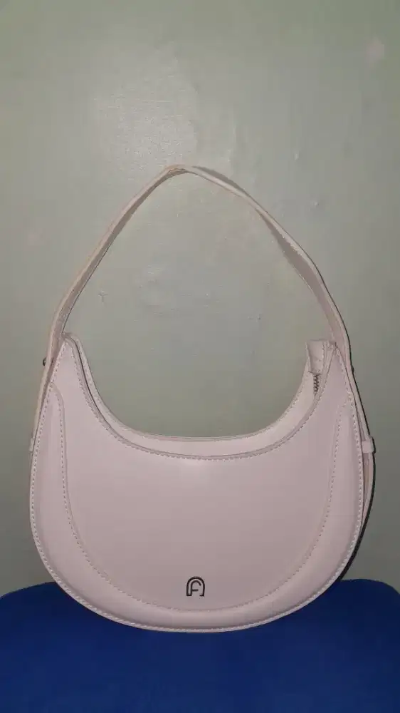 Hand bag/ tas jinjing. merk: - AGE FREE -