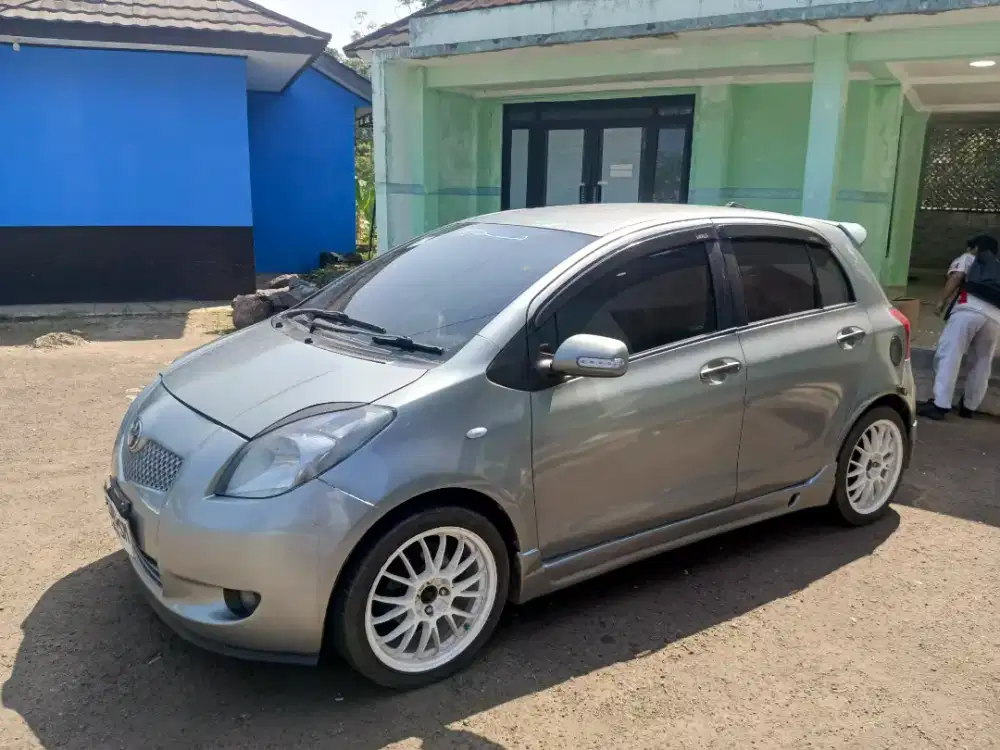 Yaris tipe E manual 2007