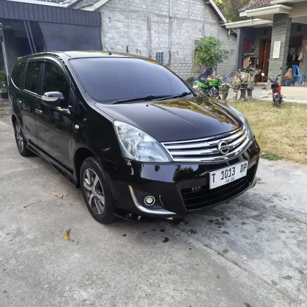 Grand livina HWS 2013 MT