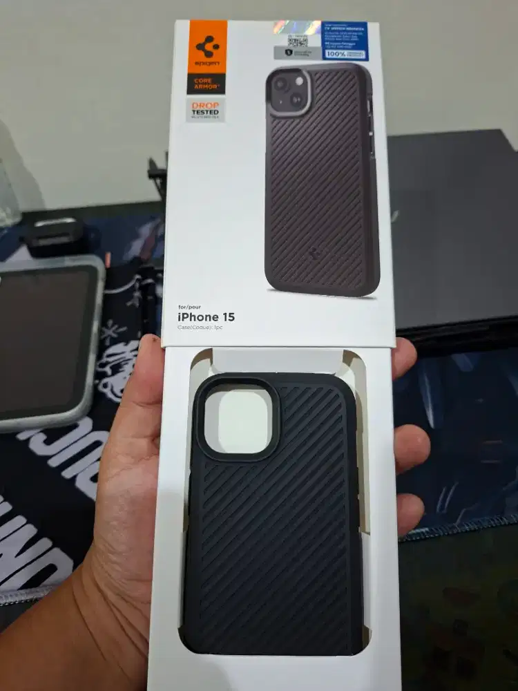 SPIGEN Core Armor for iPhone 15 Basic Like New Original