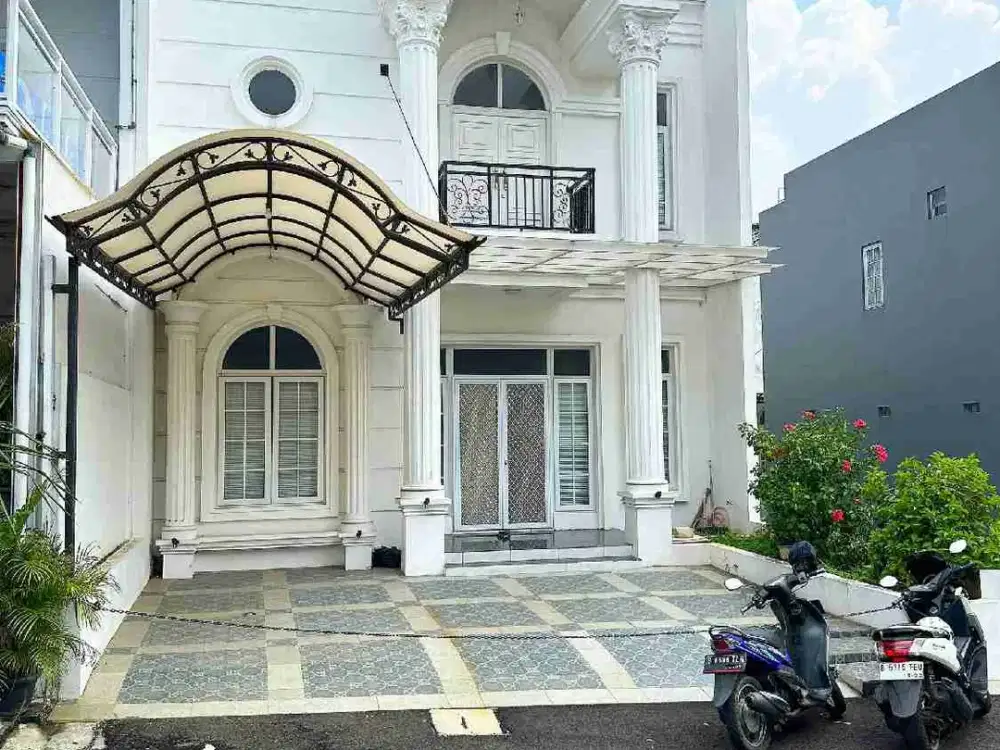 rumah 2 lantai Full furnished di Ciracas Jakarta Timur