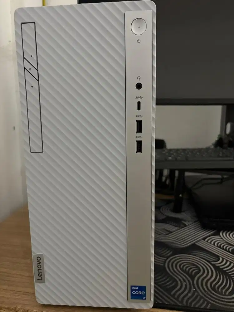 Jual CPU Lenovo Build Up Core i7 Gen 14 Ram 8 GB DDR5 SSD 512 GB