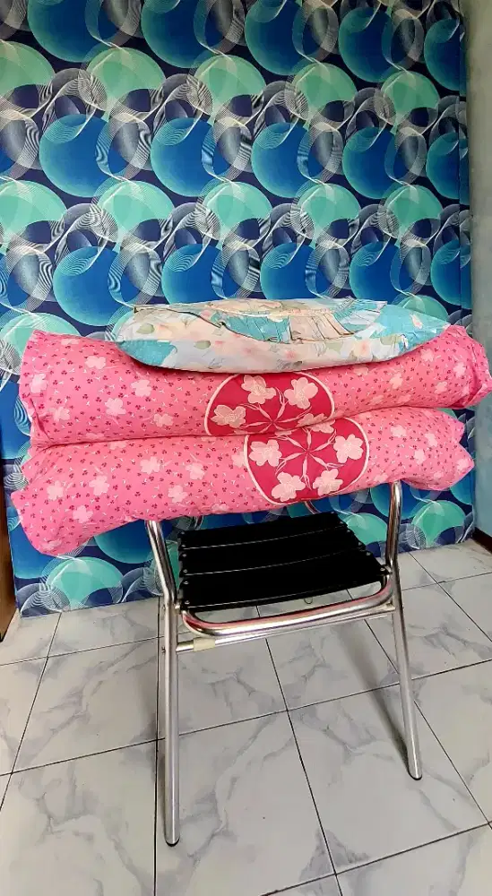 Dijual 3 pcs Bantal Guling SLEEPLITE & AIRLAND dan sarungnya