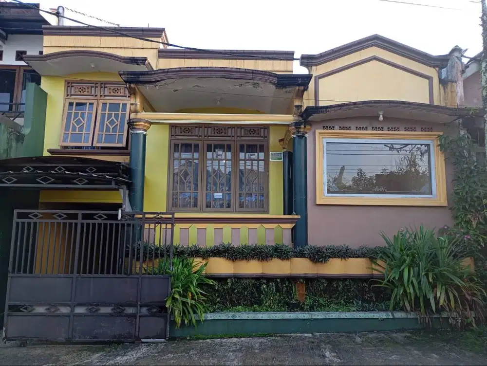 Di jual rumah tinggal asri, air bersih, dan lokasi strategis