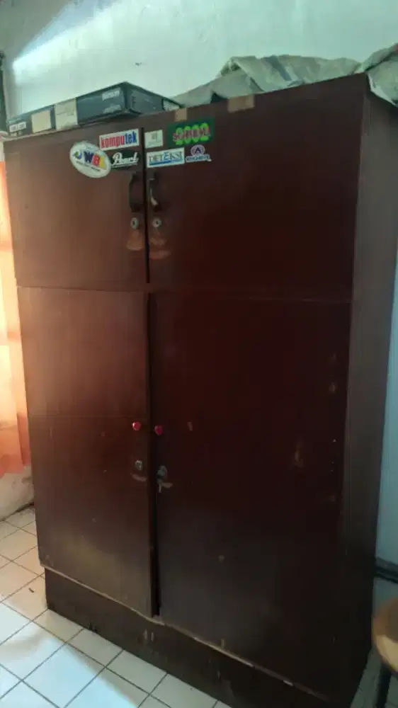 lemari baju jual cepat